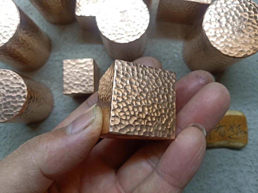 

Цельный медный куб EDC ручной кованой, 30*30*30 мм