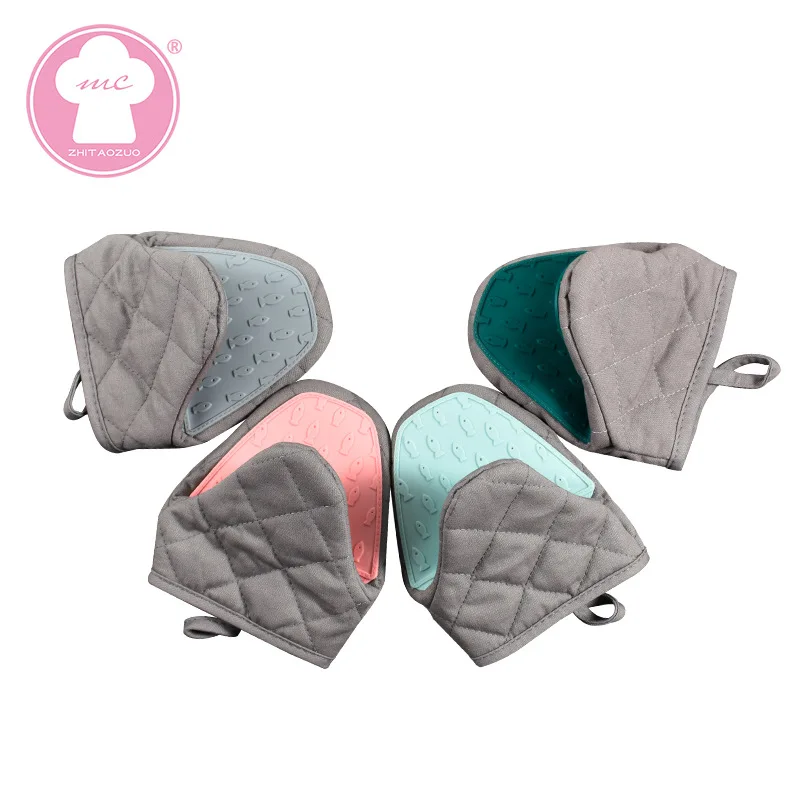 

Multifunctional Fish-shaped Semi-silicone Cloth Hand Microwave Oven Silicone Cotton Double-layer Thermal Insulation Gloves
