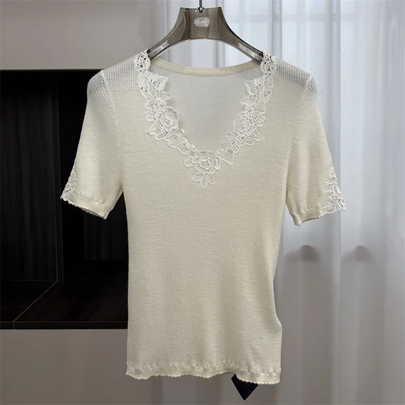 

Women's sweater New elastic slim short sleeved top for spring 2026 Wool blend V-neck pullover sweater Lace patchwork Knitwear