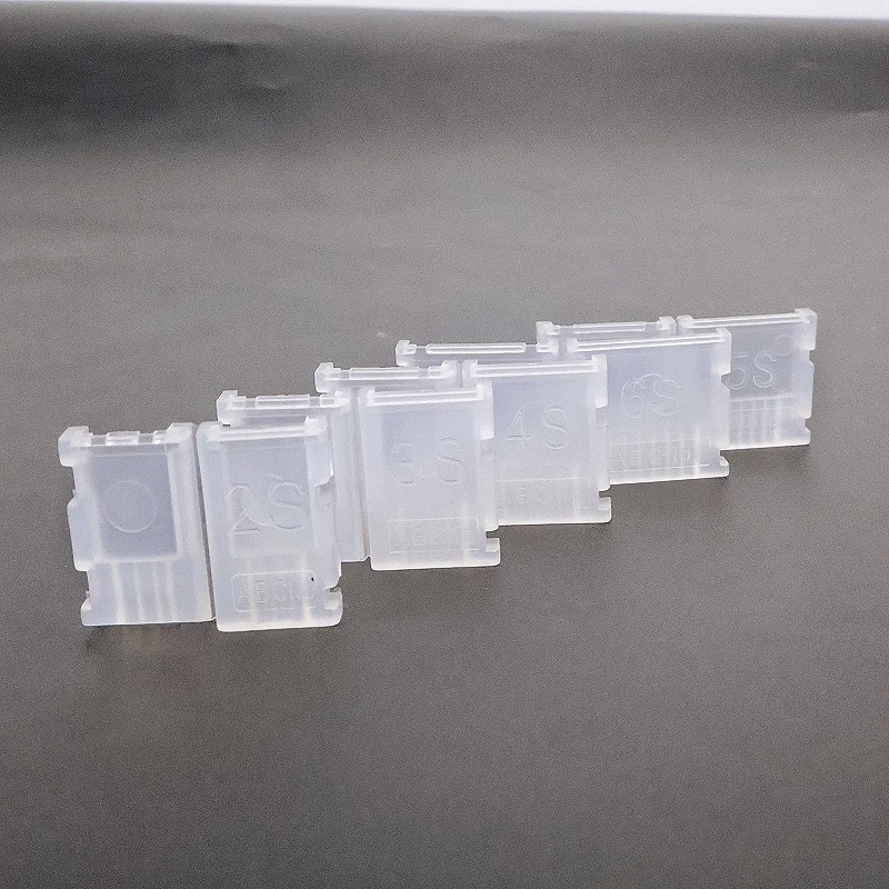 AB Gesp Balans Lood Protector voor 2 S-6 S Lipo Batterij Luchtvaart Model Oplaadkabel Siliconen Draad Plug Guard anti-Break 10 stks