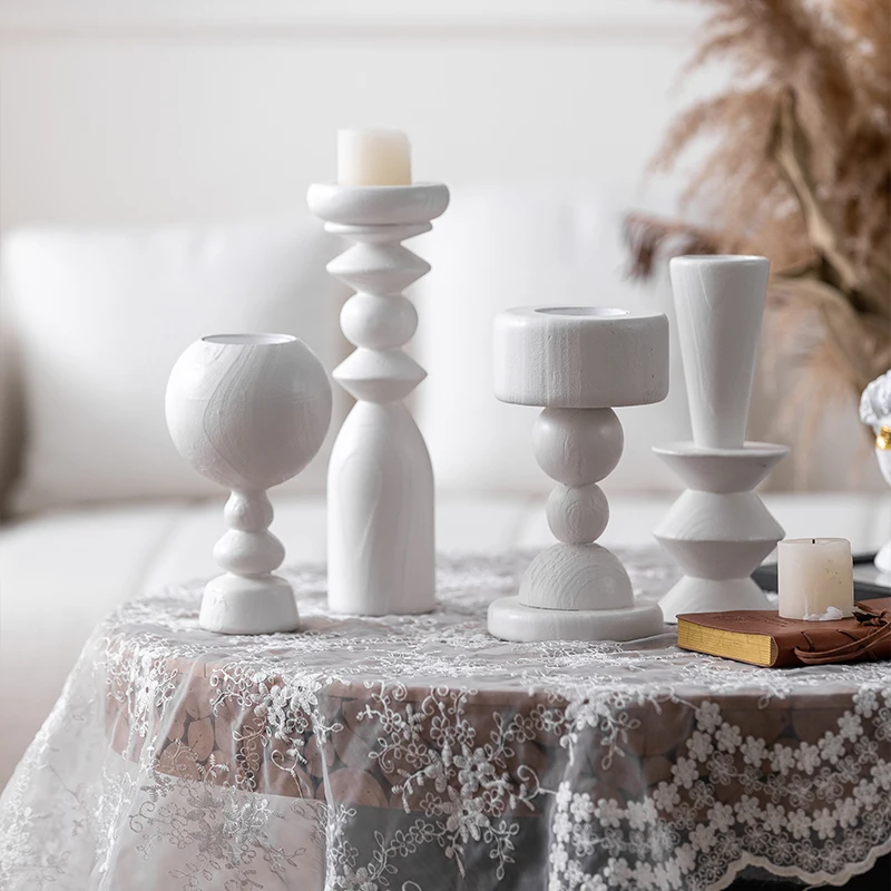 

French retro solid wood candlestick ornament, homestay decoration, niche scented candle cup atmosphere shooting props