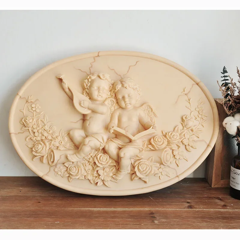 European Retro Style Angel Cherub Relief Wall Decor Oval Resin Sculpture with Rose Flower Pattern for Aesthetic Home Decoration
