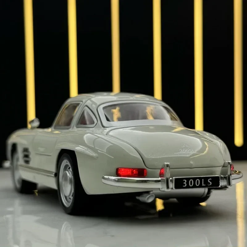 300SL Sport Car Benzs Model Alloy 1/32 Scale with Sound Light Collection Miniature Voiture Children Boy Toy Vehicle