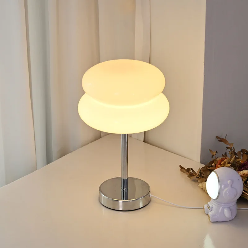Desktop small table lamp, bedroom decoration, simple atmosphere night light, creative gift.