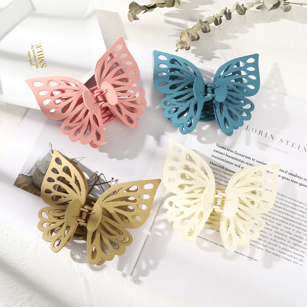 Women Extra Large Hair Claw Clips Hollow Butterfly Hairpin Hair Clip Acrylic Bath Barrettes for Girls Hair Accessories