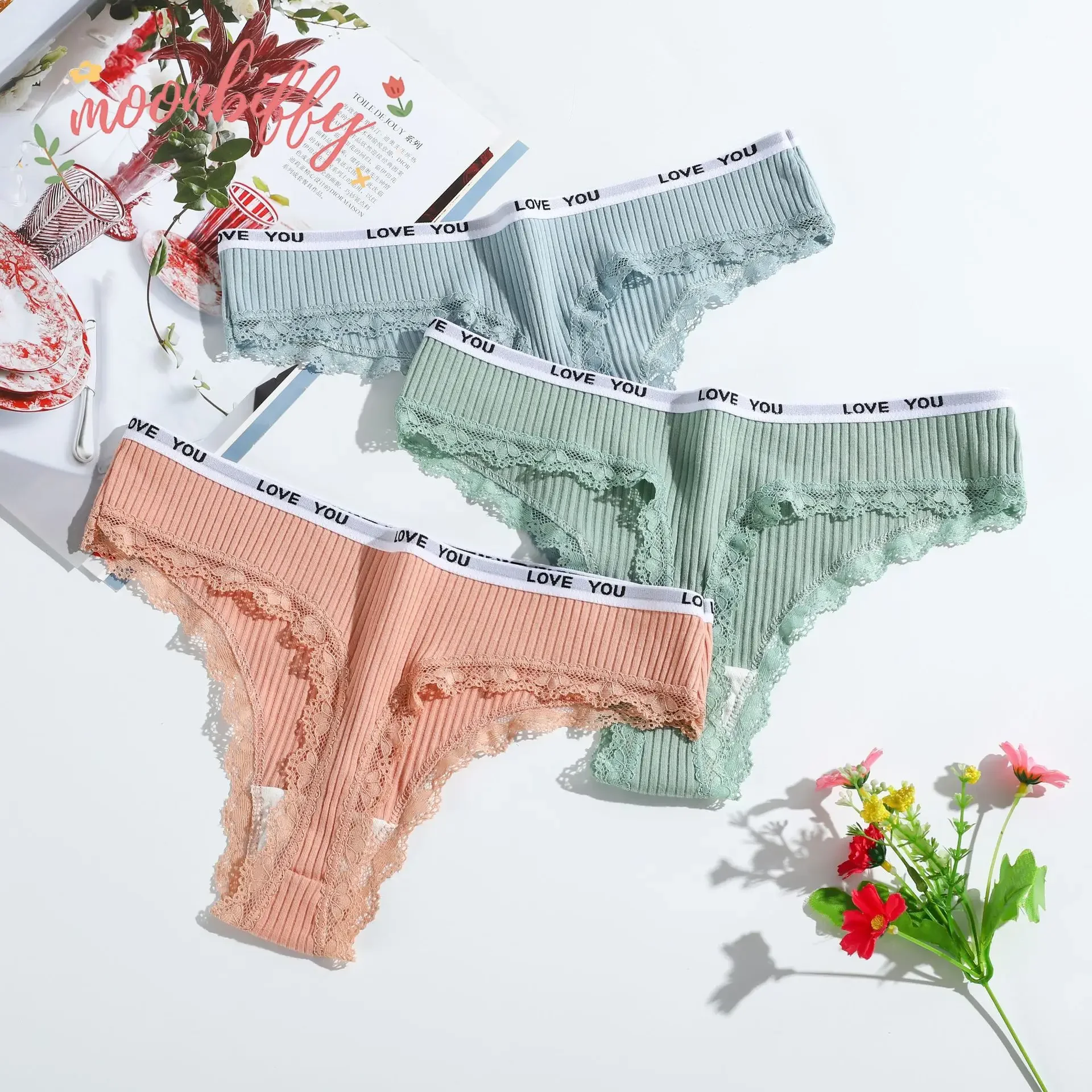 سراويل داخلية قطنية ناعمة للنساء ملابس داخلية بدون خياطة منخفضة الارتفاع ومغرية من الدانتيل غير مرئية بدون ملابس داخلية للراحة اليومية #1