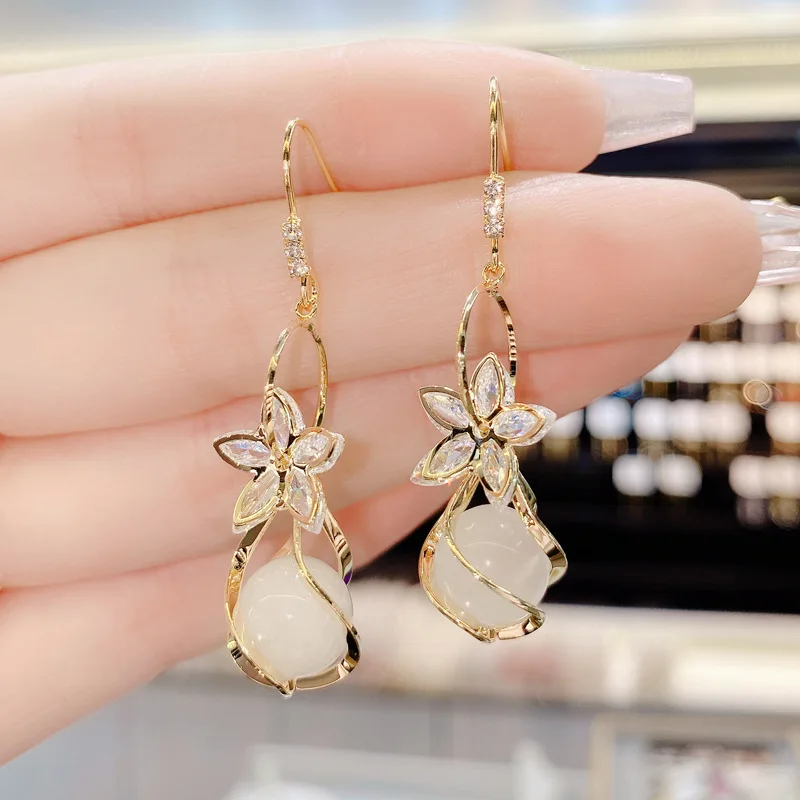 Lovely Crystal Zircon Flower Round Opal Hollow Long Tassel Water Droplets Earrings Women Red/White Rhinestone Earring Jewelry