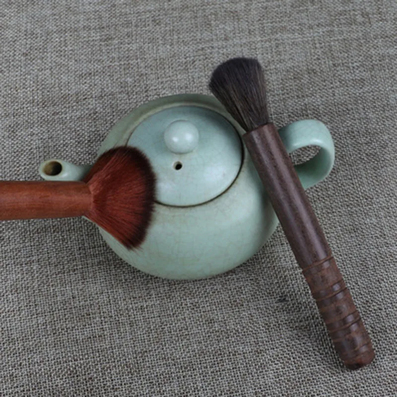 Chinese Style Cleaning Brush with Sandalwood Handle, Tea Accessories, Tea Tool, 1Pc