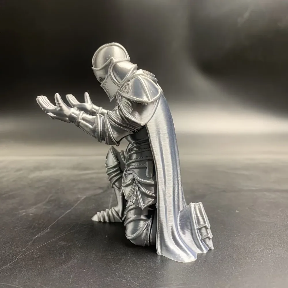 Exquisite Funny Knight Decoration Creative Decorations Pen Holder Multi-functional Desktop Accessory Birthday Gift