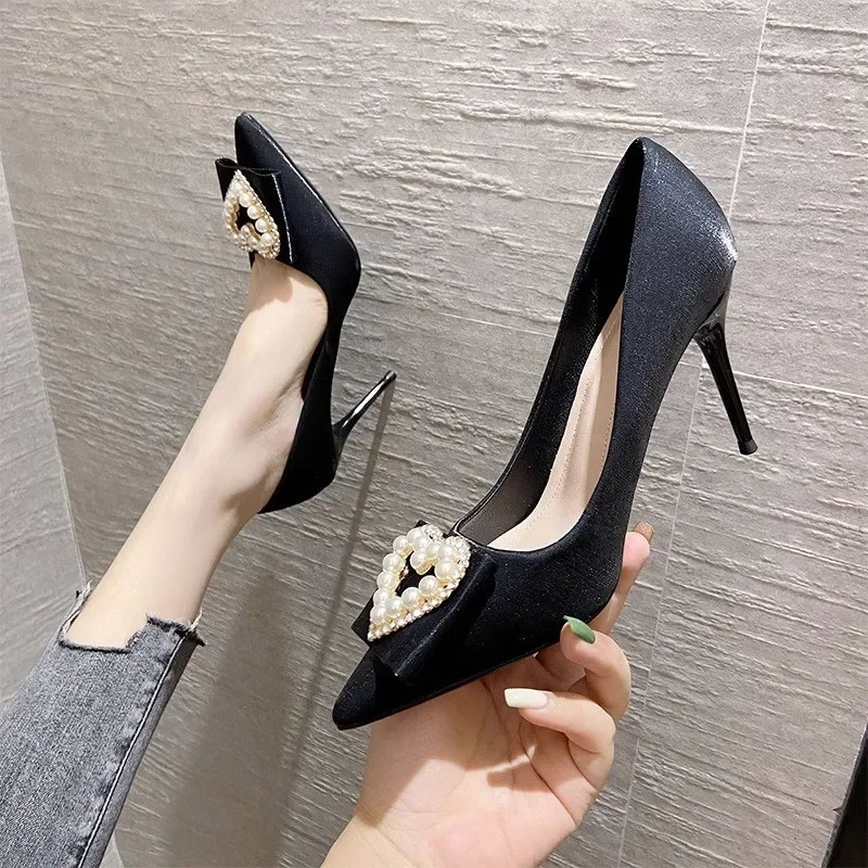 Big Size  Ladies High Heels Women Shoes Woman Pumps Pearl Shallow Socket Heel of Pointed Water Drill