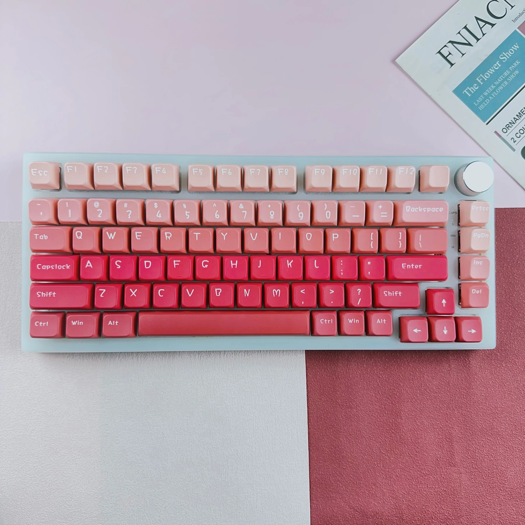 

Fire theme gradual change keycap MDA height PBT five-sided sublimation Ningzhi 68 drunk deer a75 98 S99 104