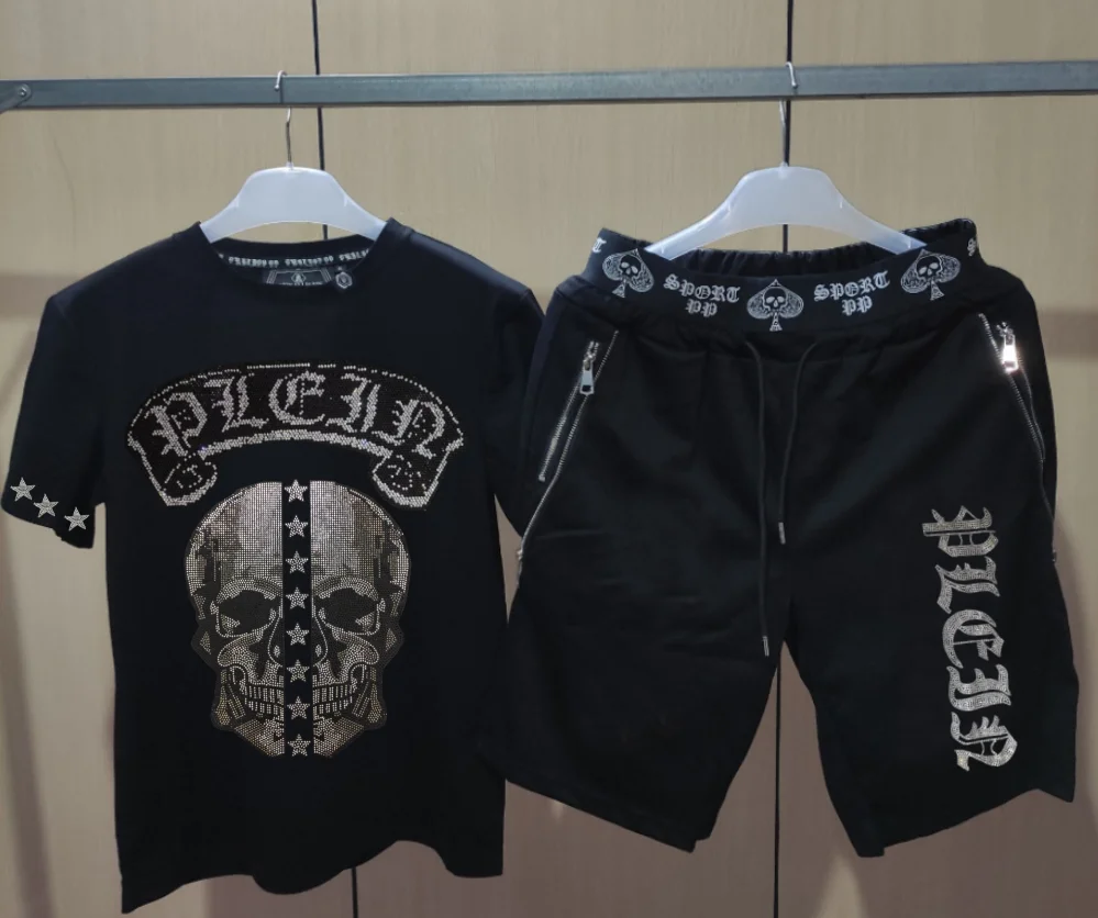 Hip Hop Luxury Designer Mens Rhinestone Summer Tracksuit Fashion Suit Outfit 2026 Latest