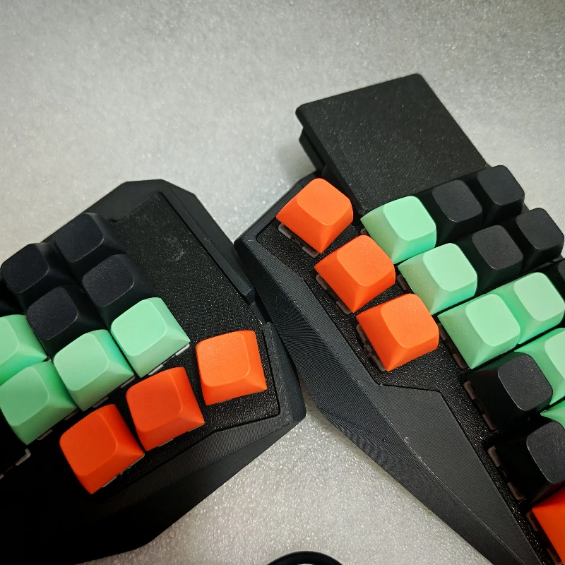 Hot Sales NEW Corne V4.1 Split Keyboard Kit 42-Key Square Touchpad Knob Wired Hot-swap Supports VIA Ergonomic Custom Teclado MX