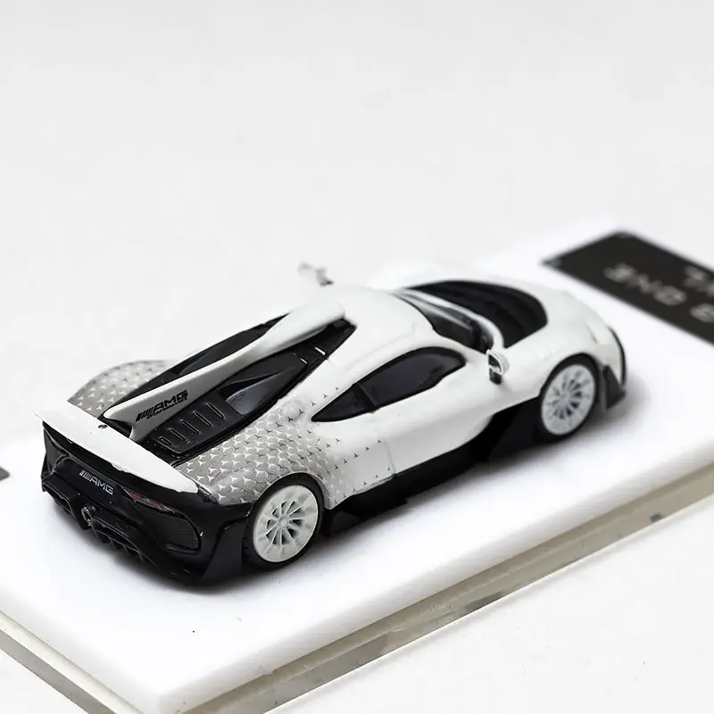 CWL 1:64 Mercedes-Benz AMG ONE Car Model Collection Ornament
