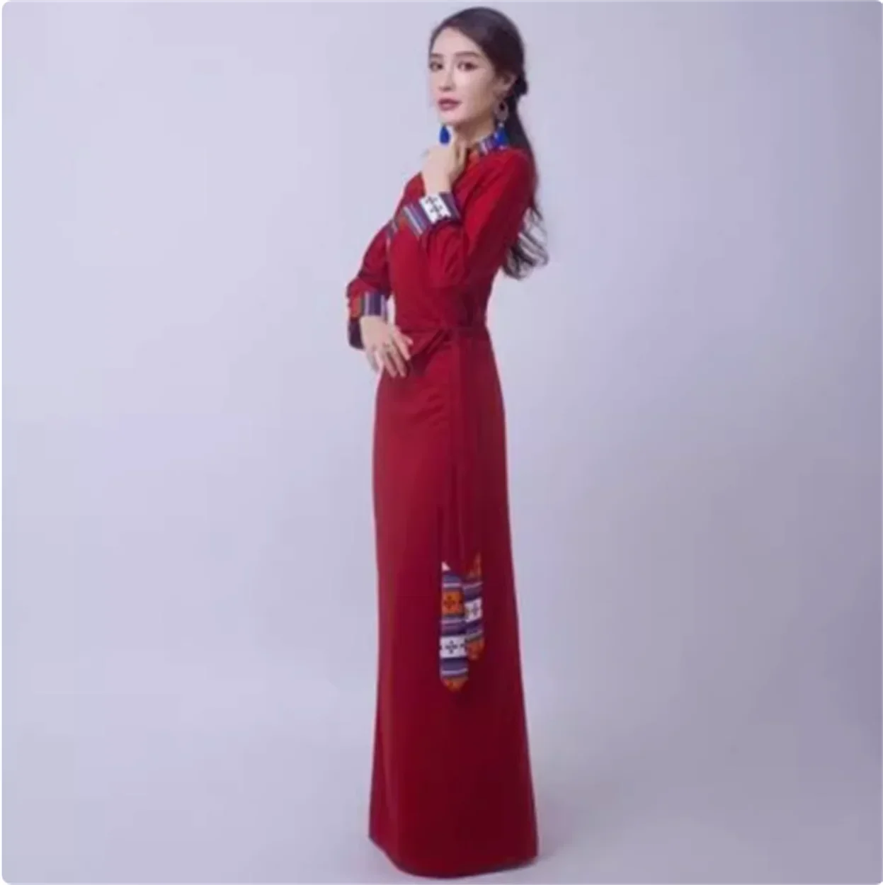 

2025 New Spring Ethnic Style Dress Tibetan Clothing