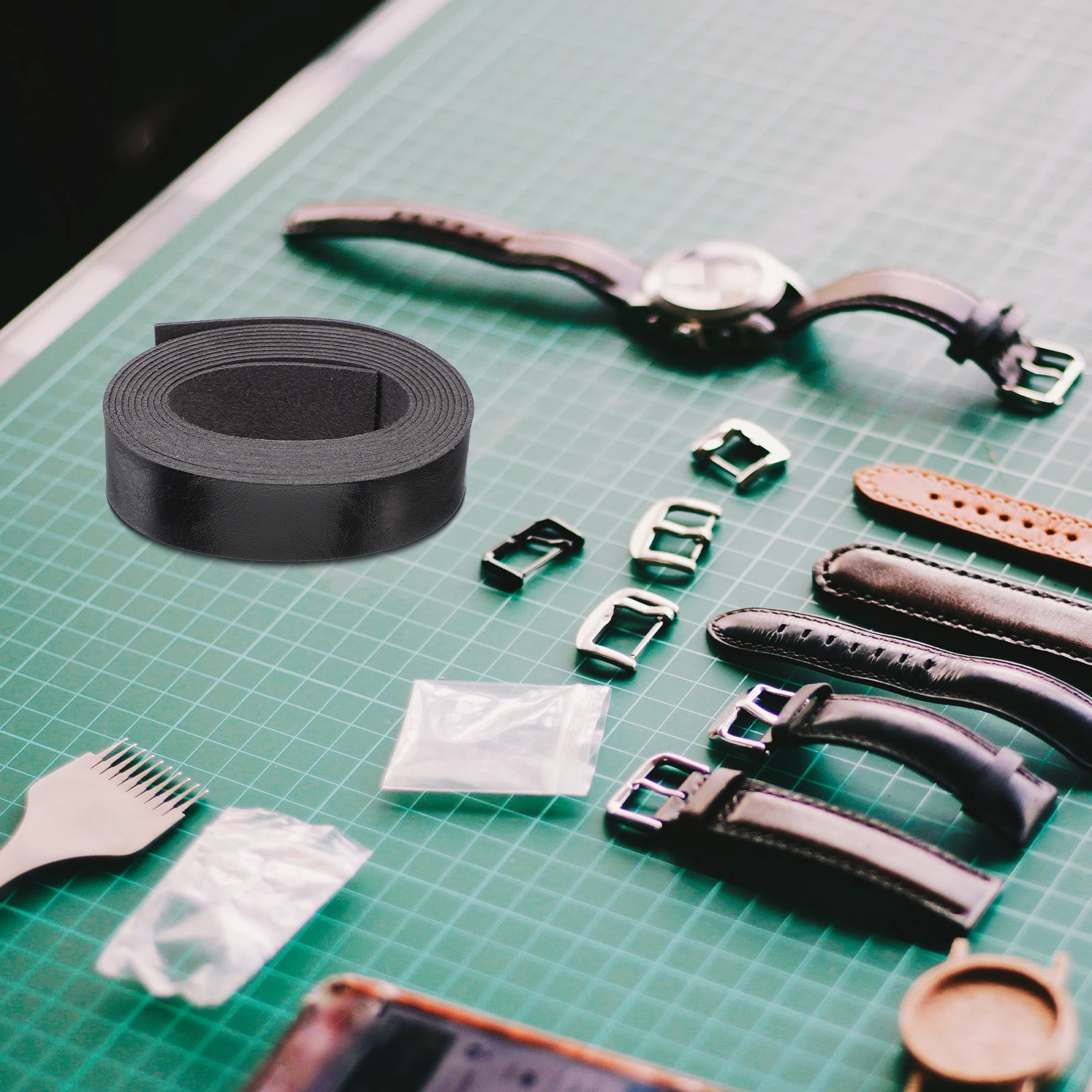 

High Simulation PU Faux Strip Bright Color for DIY Handmade Bags Bracelets Craft Strap Material