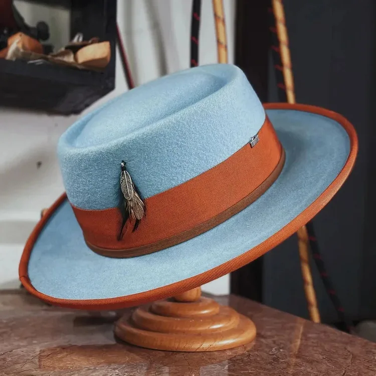 Fashionable Denim Style Wool Felt Hat Solid Color Felt Hat with Feathers