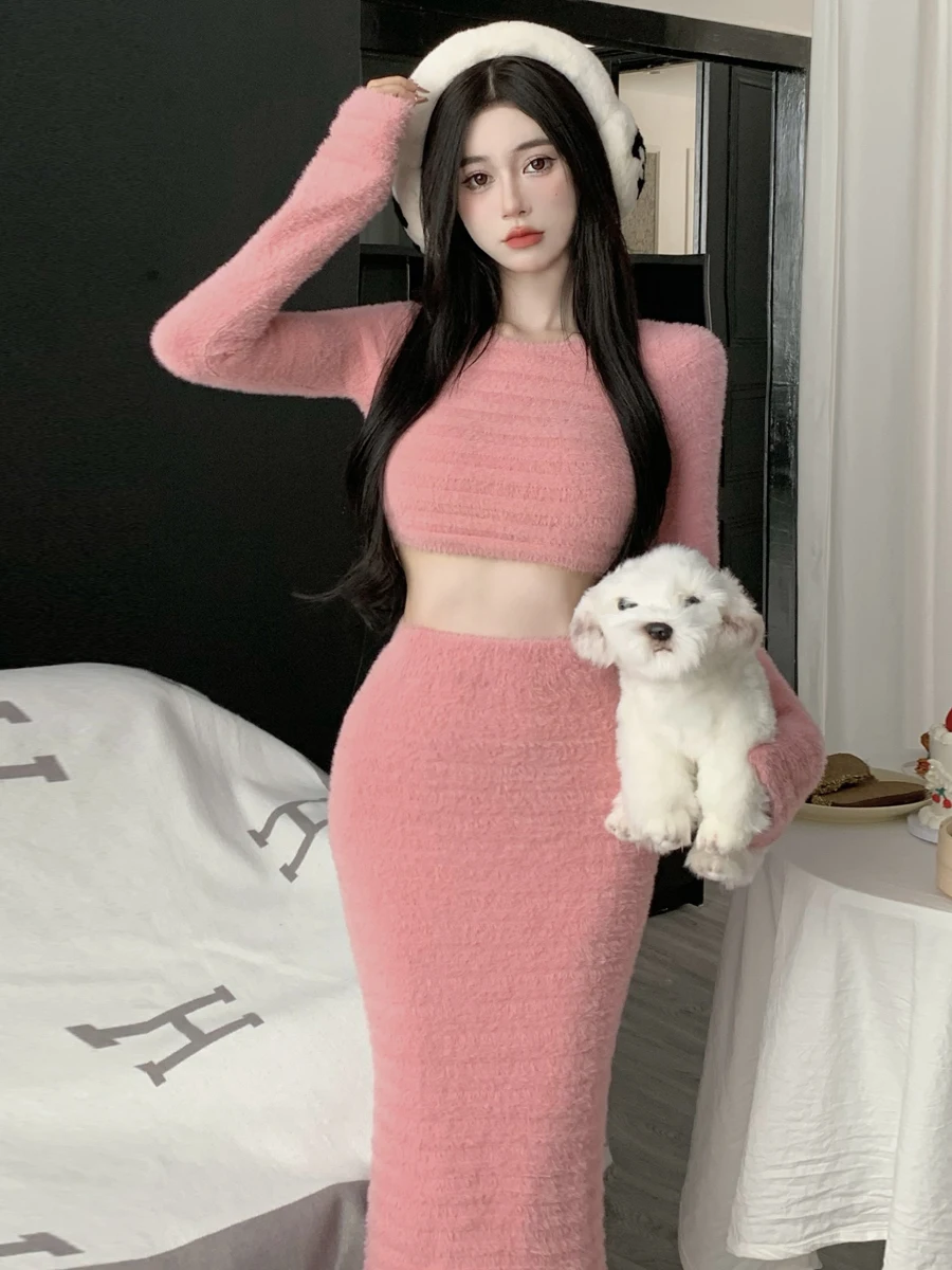 Pure Desire Sexy Mink Knitted Long Sleeve Short Crop Top High Waist Body Shaping Skirt Fashionable Two Piece Set for Women
