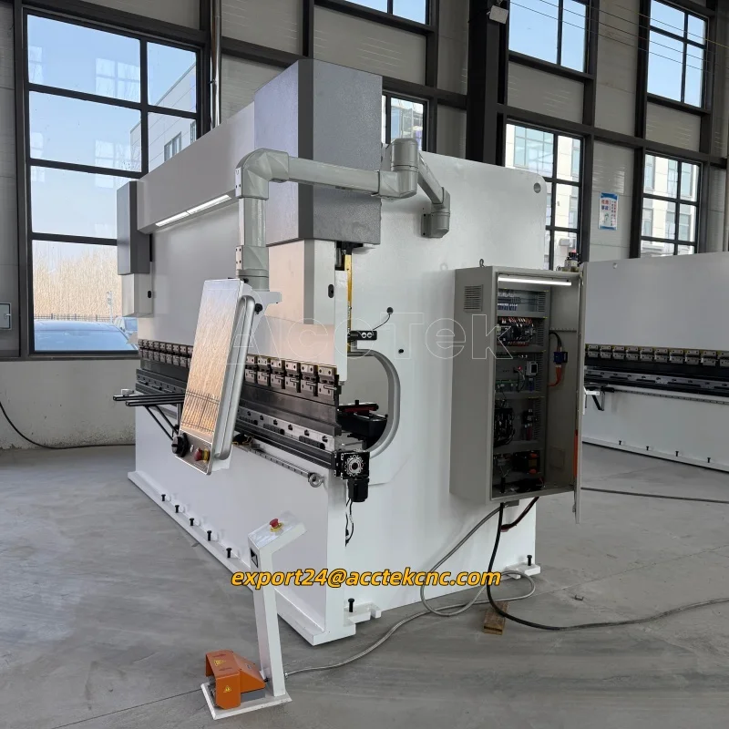 

Hydraulic CNC Press Brake 4+1Axis Sheet Metal Bending Machine 2500mm Automatic CNC Steel Plate Bending Machine