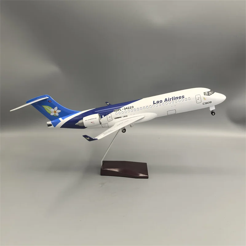Nieuwe 47 cm 1/170 Schaal Diecast Model Azië Lao Airlines C909 Vliegtuig Airways Hars Vliegtuig Met Licht Collectie Vliegtuigen display