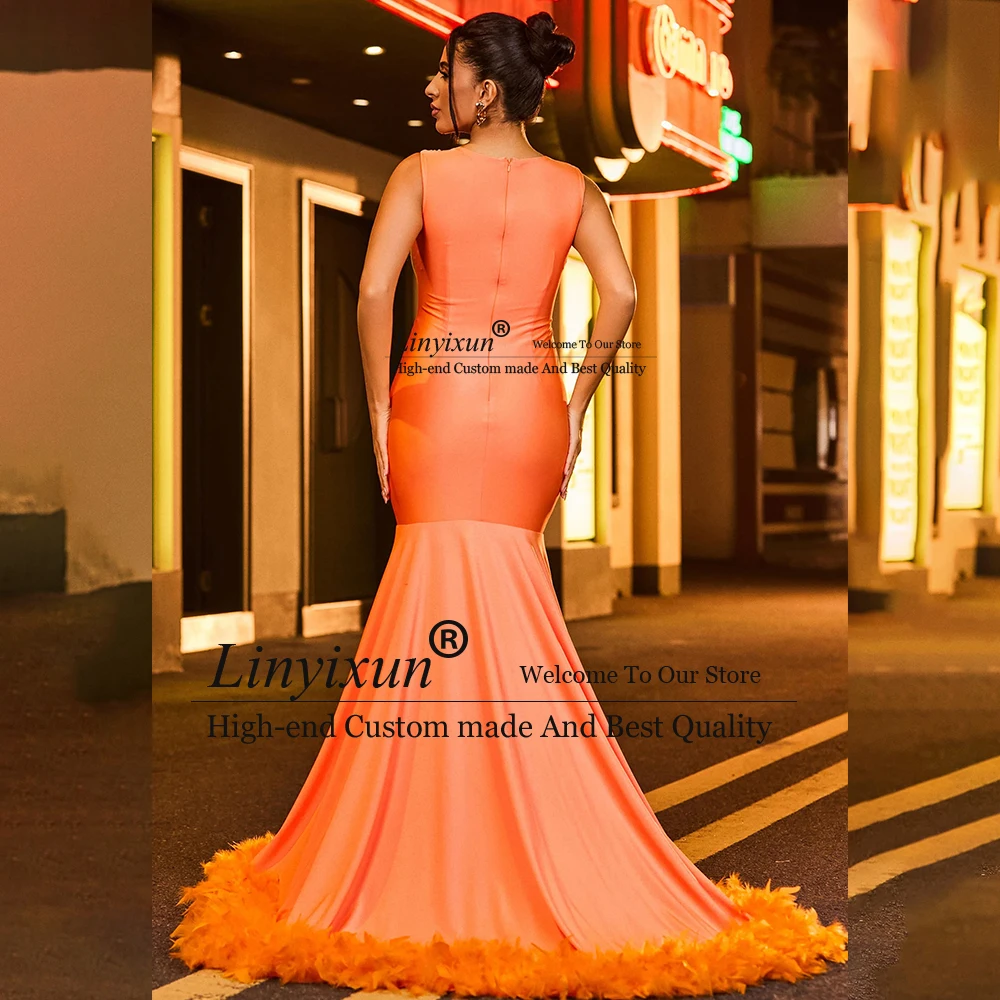 우아한 다이아몬드 프롬 드레스 2025 깃털 인어 스타일 민소매 이브닝 파티 가운 여성 맞춤형 O넥 여름 드레스