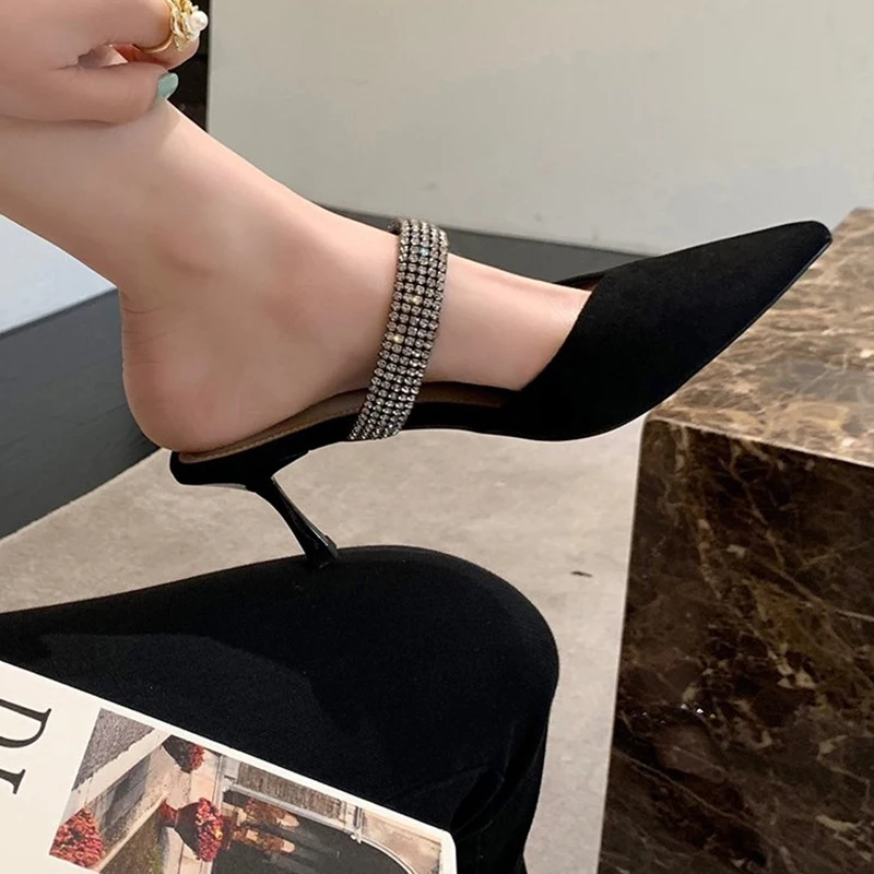 Sandały Crystal Strap Mule Shoes for Women 2024 Black White Pointed Toe Party Wedding Shoes Woman Luxury Stiletto Heels Shoes