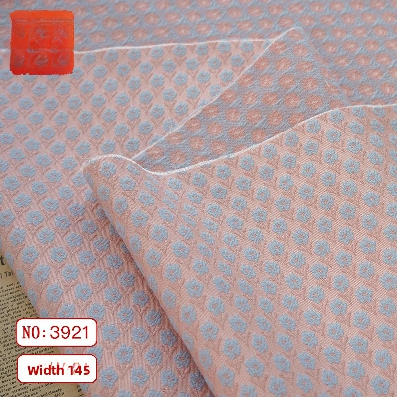 

Autumn Winter Thick Crisp Jacquard Fabric for Dress Clothing Blanket Coat Bag Design Cloth Diy By The Meter Sewing Material