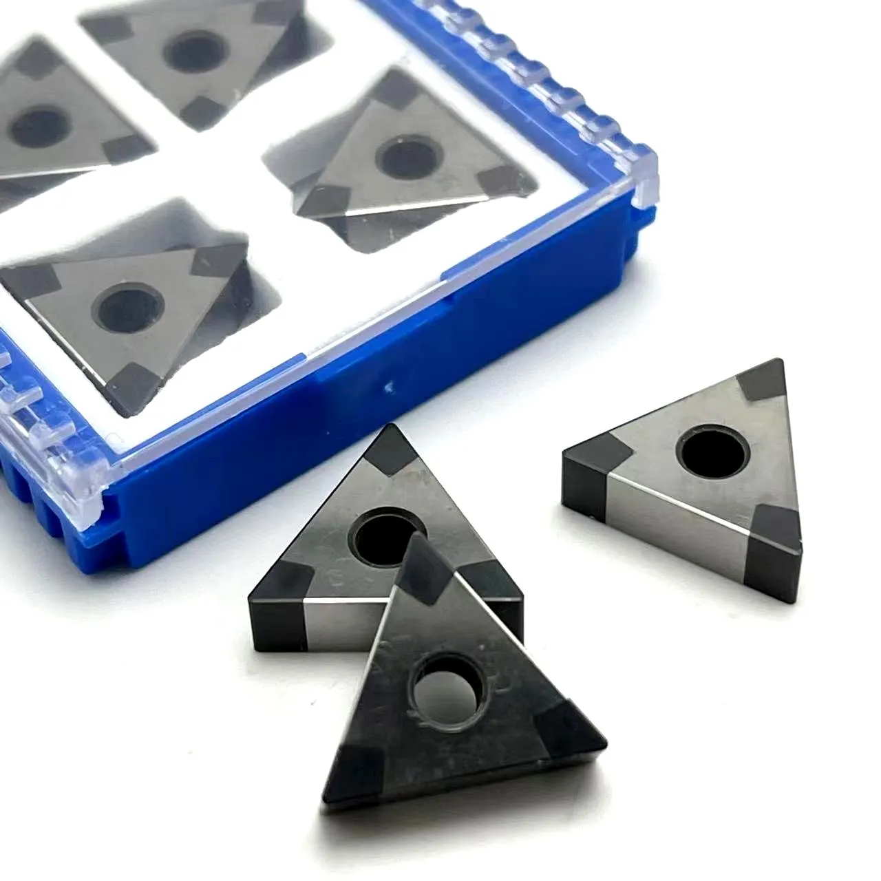 Inserto diamantato CBN TNMG160404 TNMG160408 CBN nitruro di boro cubico acciaio temprato superduro utensile per tornitura di precisione CNC