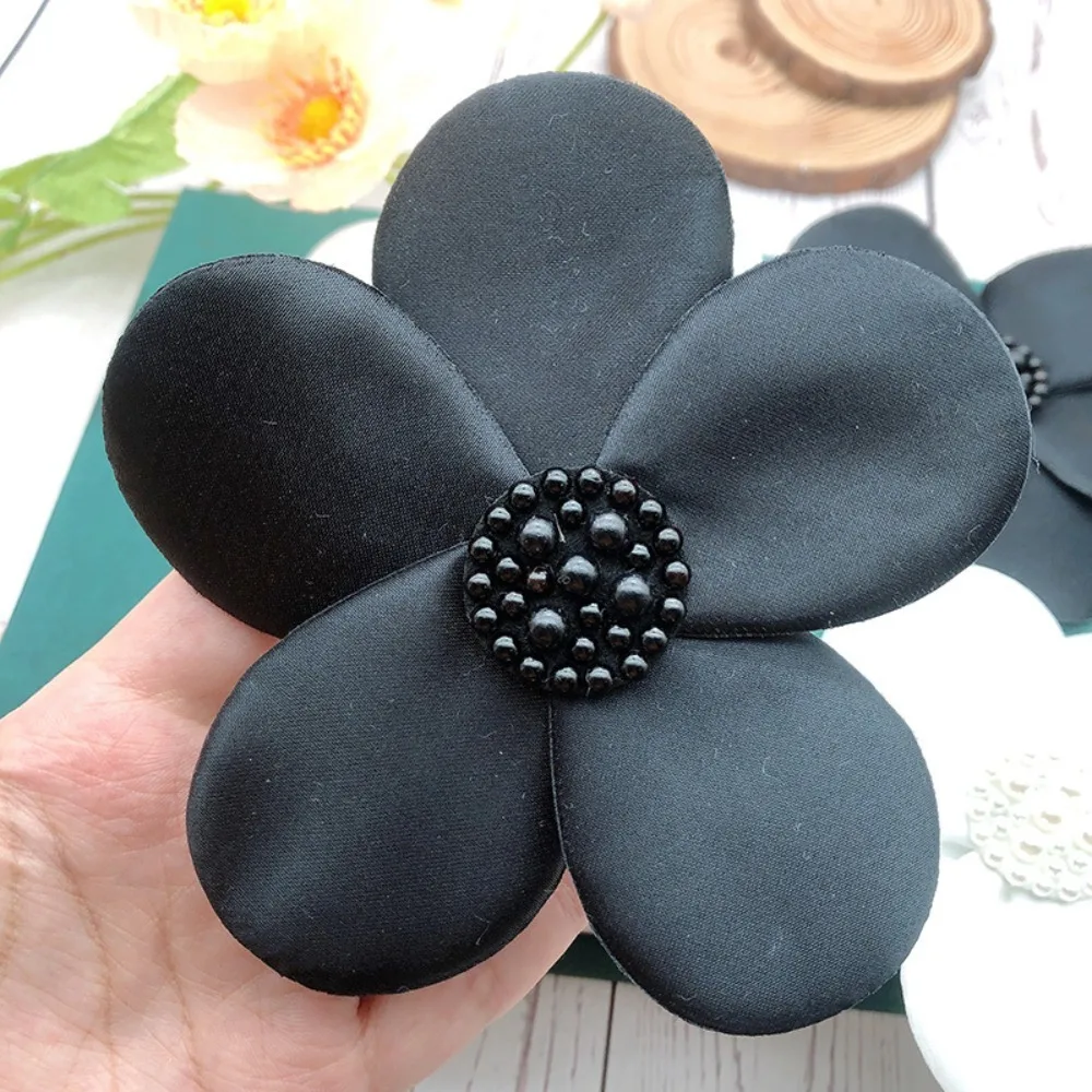 Apliques de cuentas 3D de perlas de imitación, pegatinas de tela de poliéster con forma de flor simple, accesorios para el cuello