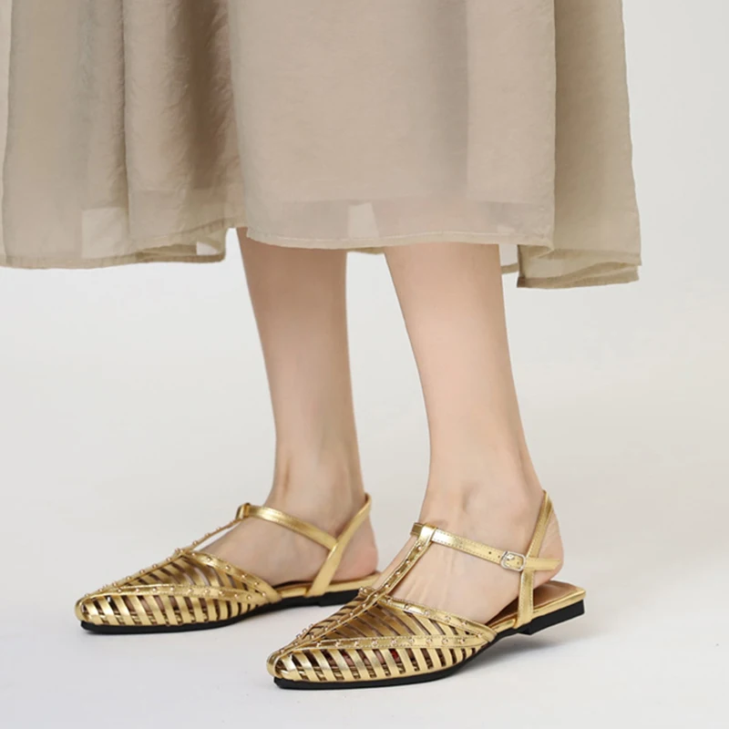 Damen-Hohlsandalen im römischen Stil, Retro-Nieten-Sandalen mit niedrigem Absatz und geschlossener Zehenpartie, Knöchelschnallenschuhe, Übergrößen, Sommer-Freizeitsandalen für den Strand – Detail 8