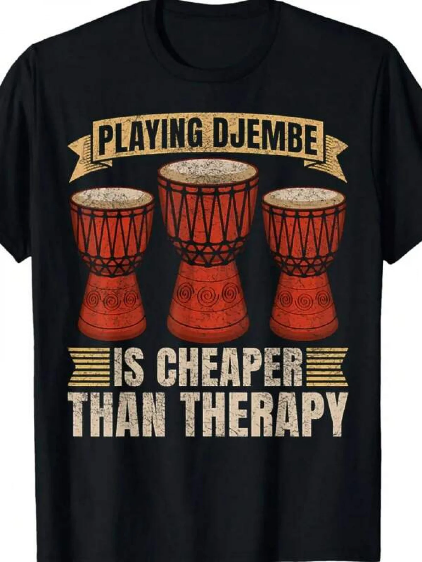 Camiseta Masculina Vintage Djembe com Estampa de Tocando Djembe, Instrumento de Percussão, Camiseta Gráfica de Manga Curta para Homens