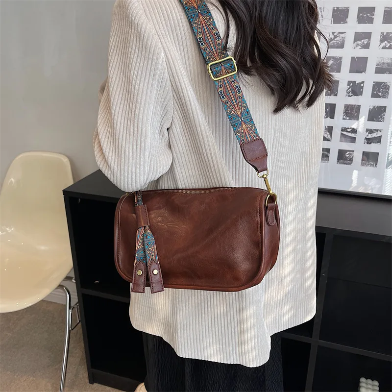 Vintage Saddle Crossbody Bags for Women Fashion Trend Small PU Leather Luxury Design Pillow Shoulder Bag Handbags and Purses