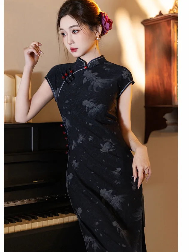 

Ретро-стильный длинный халат из шелка и льна, синий, весна-лето, новый, в китайском стиле, молодежный, художественный, с флаговым узором, дышащий, с коротким рукавом