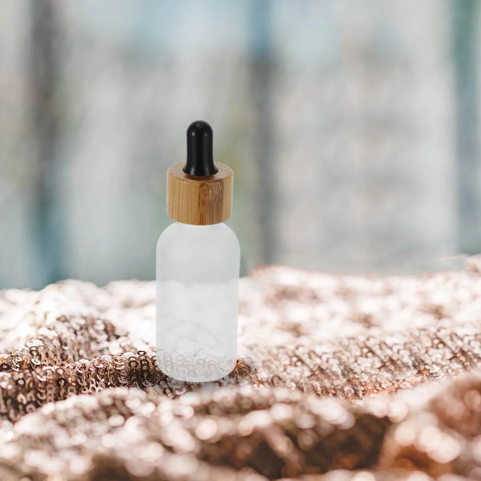 

4pcs Essential Oil Drop Bottle Clear Small Empty Refillable Dropper Bottles Travel Subpackaging Portable EnvironmentallyFriendly