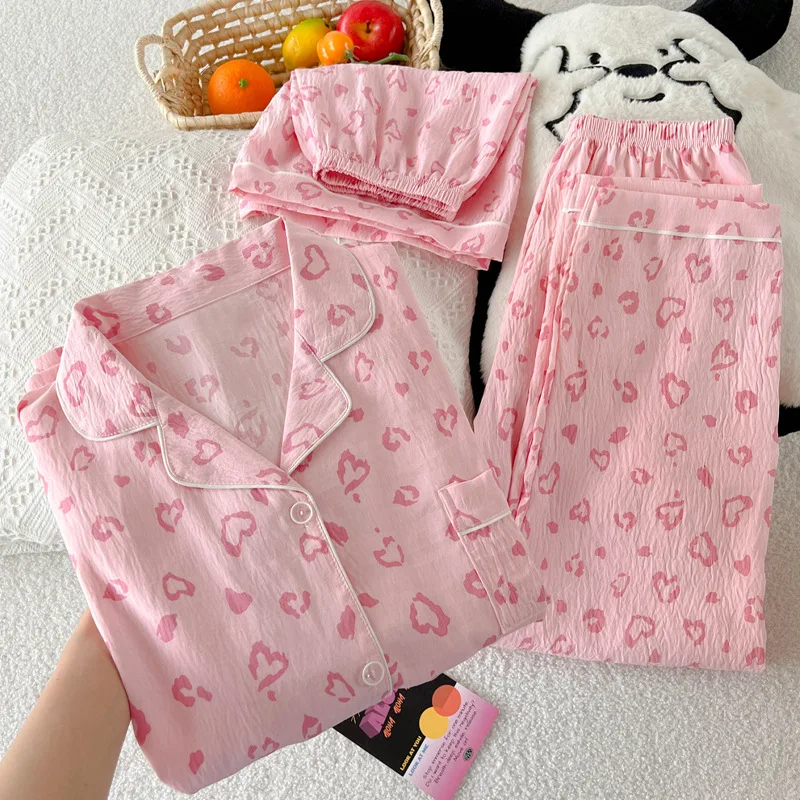 

Adorable Heart-Print Leopard-Patterned Short-Sleeved Pyjamas for Women Summer Cloud-Print Cotton Three-Piece Homewear Set