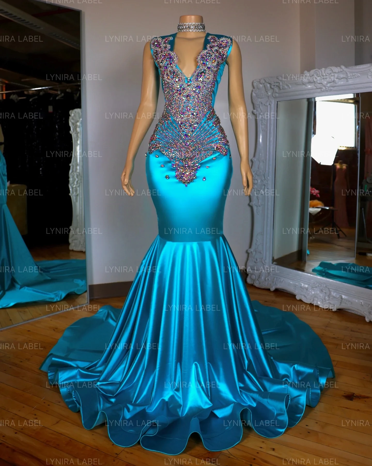 

Blue Long Prom Dresses For Black Girls Sexy V-neck Luxury Diamond Mermaid Prom Gala Party Gowns Evening Customized