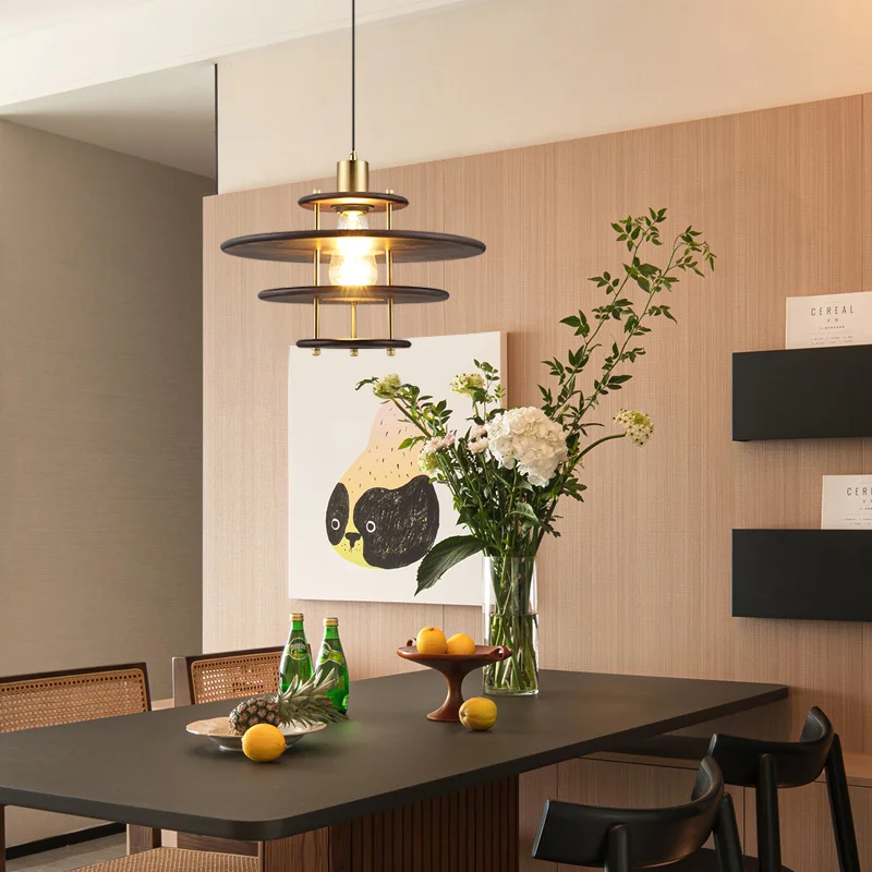 

Французский средневековый стиль, летающая тарелка, ресторанная люстра, орех, ретро барная стойка, обеденный стол, освещение чайной комнаты для проживания в семье