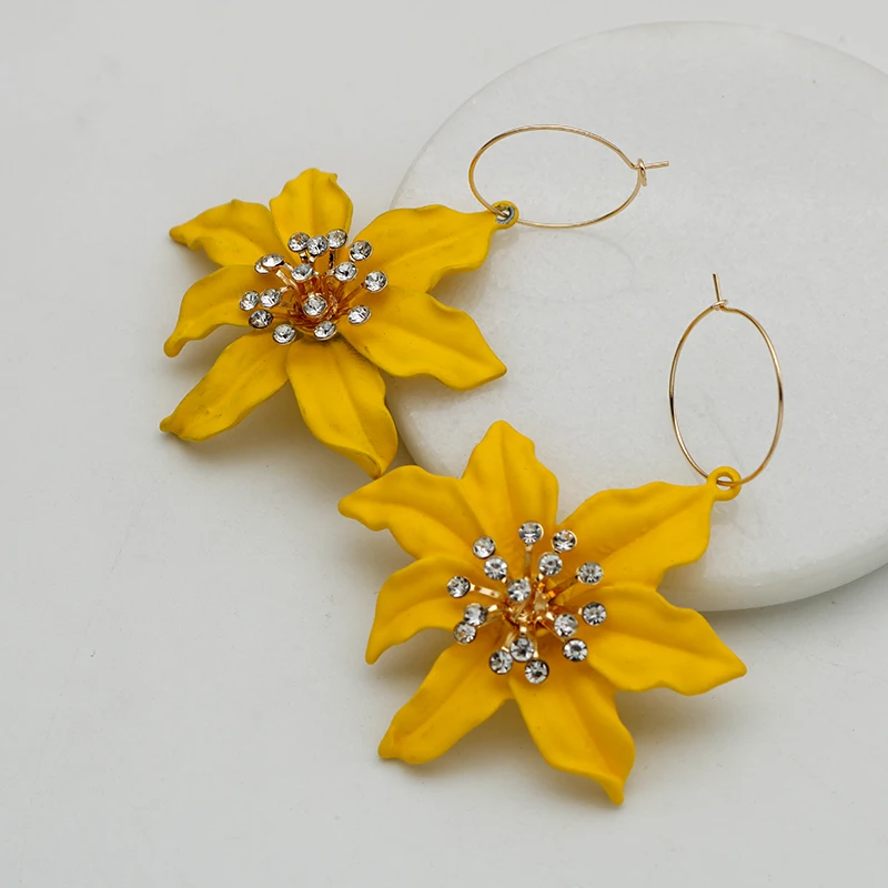 Large Metal Yellow Petal Flower Earrings For Women Spring Summer Holiday Accessories Heavy Styles Wholesale Jewelry Gift 2023651