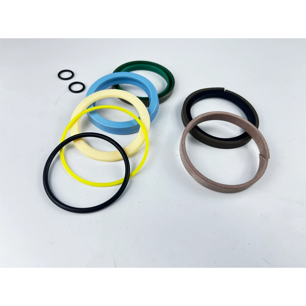 

Комплект уплотнений гидроцилиндра для экскаватора-погрузчика 87428620, запчасти для спецтехники 87428620 CA-SE