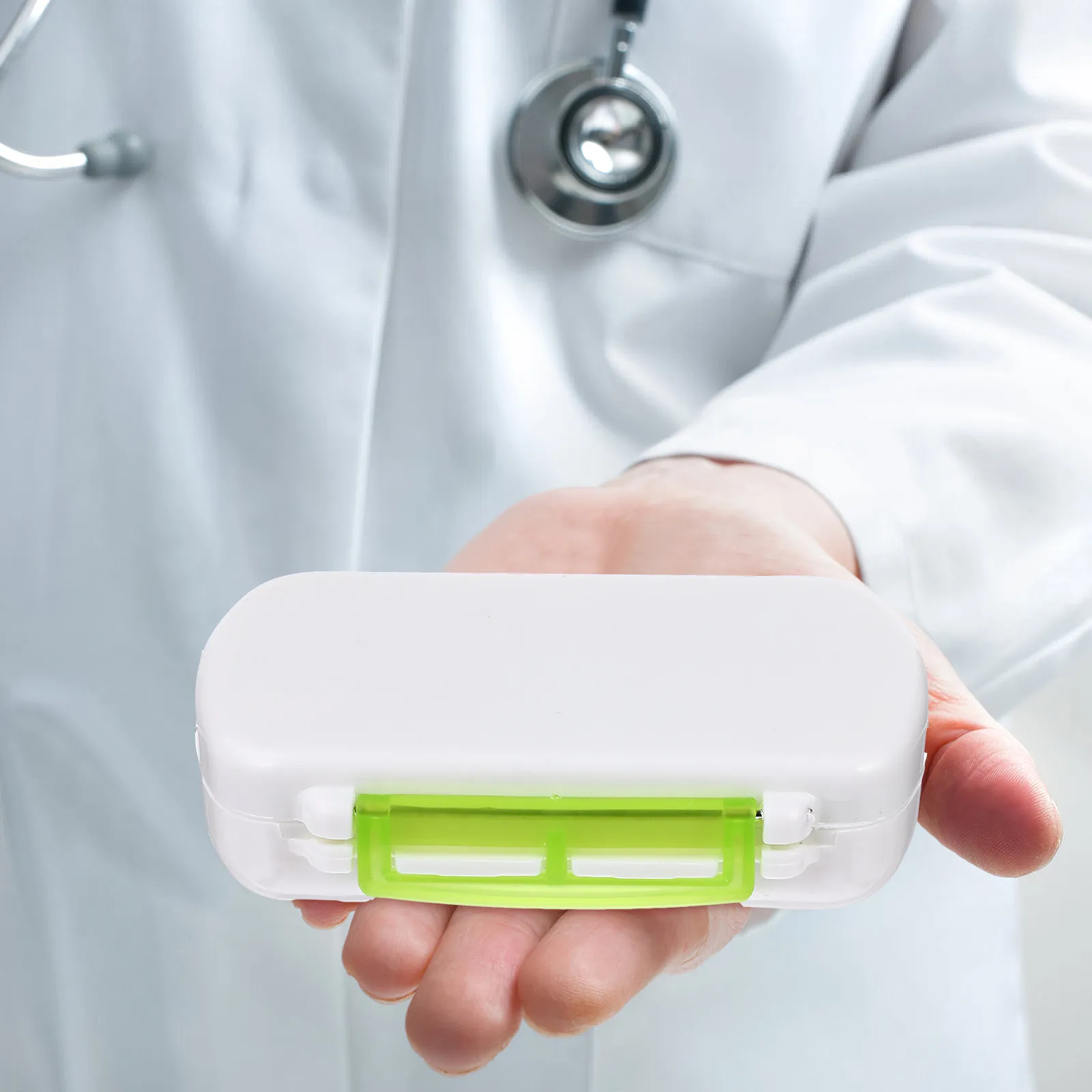 

Органайзер для таблеток на 6 отделений на неделю, портативный контейнер для лекарств с герметичными крышками для путешествий, дома, офиса, для пожилых людей, для ежедневных витаминов