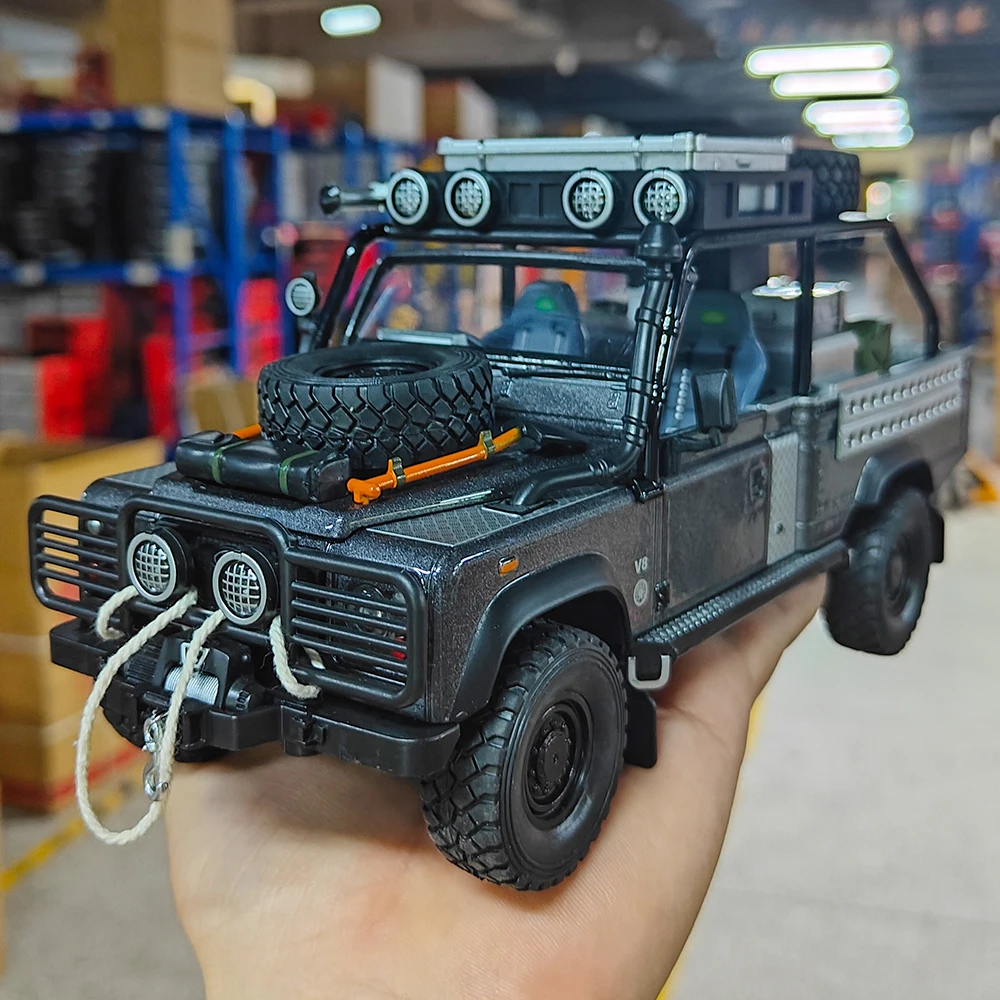 

1/24 Land Rover Defender 90 Alloy Die Cast SUV Model Car Boys Birthday Gift Indoor Home Collection Hobby Ornaments