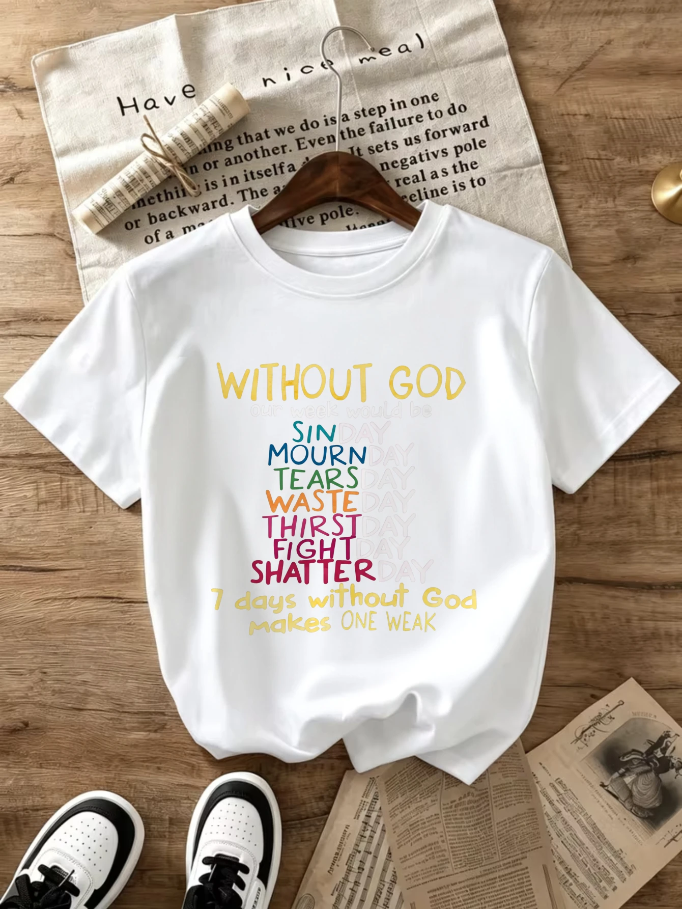 Women's Y2K Anime T-Shirt - Round Neck T-Shirt, Suitable for Casual Wear in Spring and Summer, Featuring the Iconic Phrase and Theme 