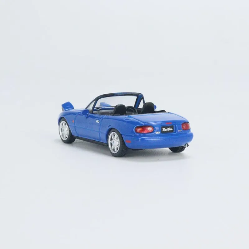 MINI GT 1:64 Scale Mazda Miata MX-5 (NA) Alloy Sports Car Model