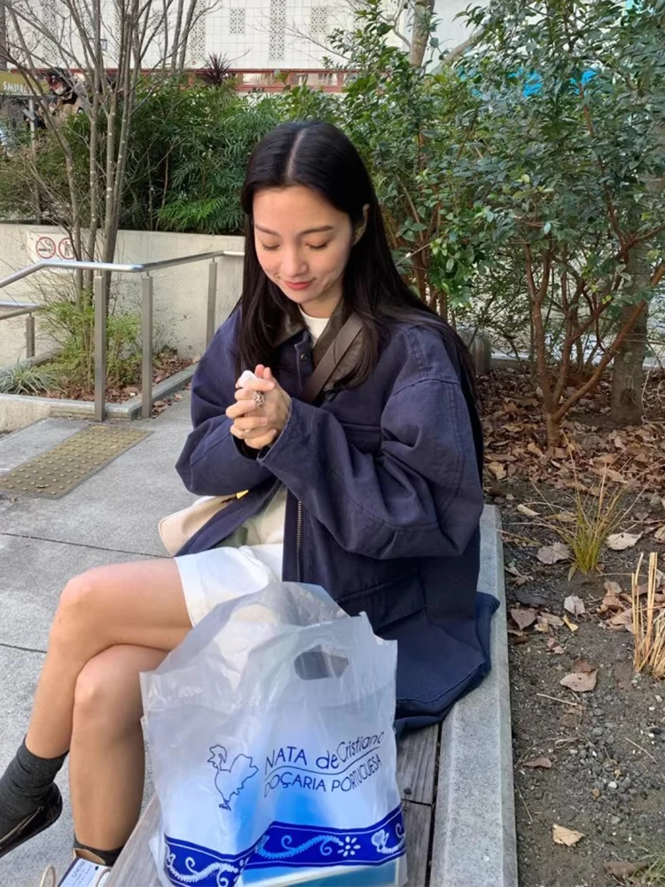 Retro Chic PU Leather Work Jaet Women's Long Sve Collar Multi-ket Outerwear Color Blo Design Age-Defng Utili Coat