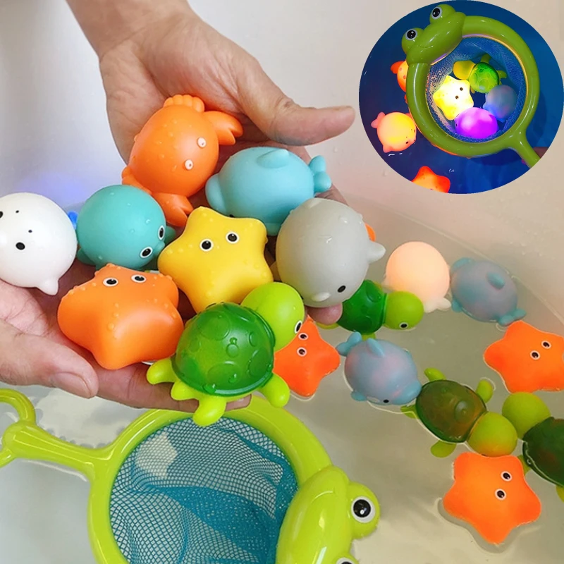 Nette Tiere Bad Spielzeug Schwimmen Wasser LED Leuchten Spielzeug Weiche Gummi Schwimmende Induktion Leucht Spielzeug Lustige Badewanne Geschenke für Kinder