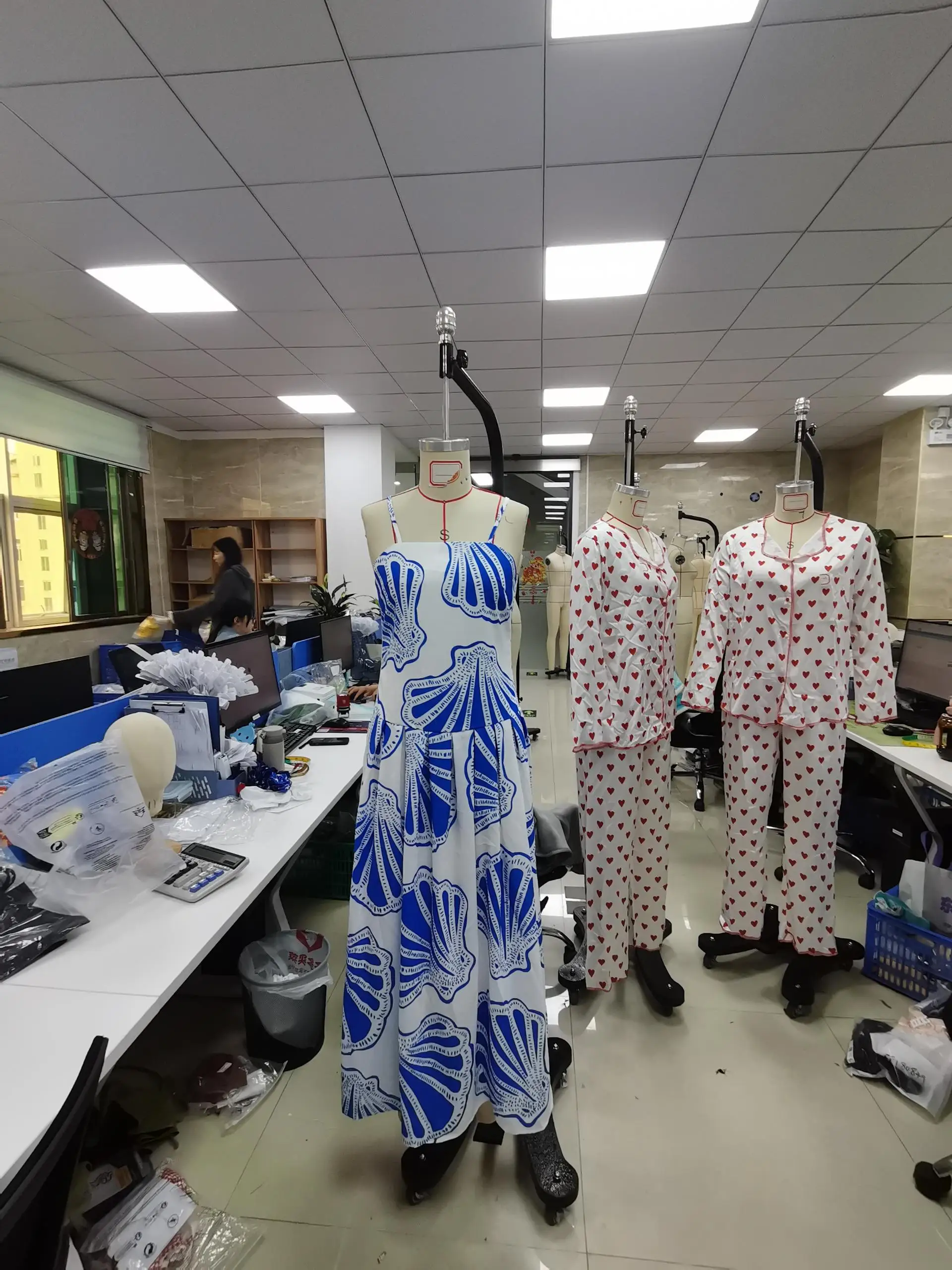 Women's Y2K Spaghetti Strap Long Dress Summer Casual Boho Sleeveless Shell Print Maxi Dress Ladies Flowy Beach Party Dresss