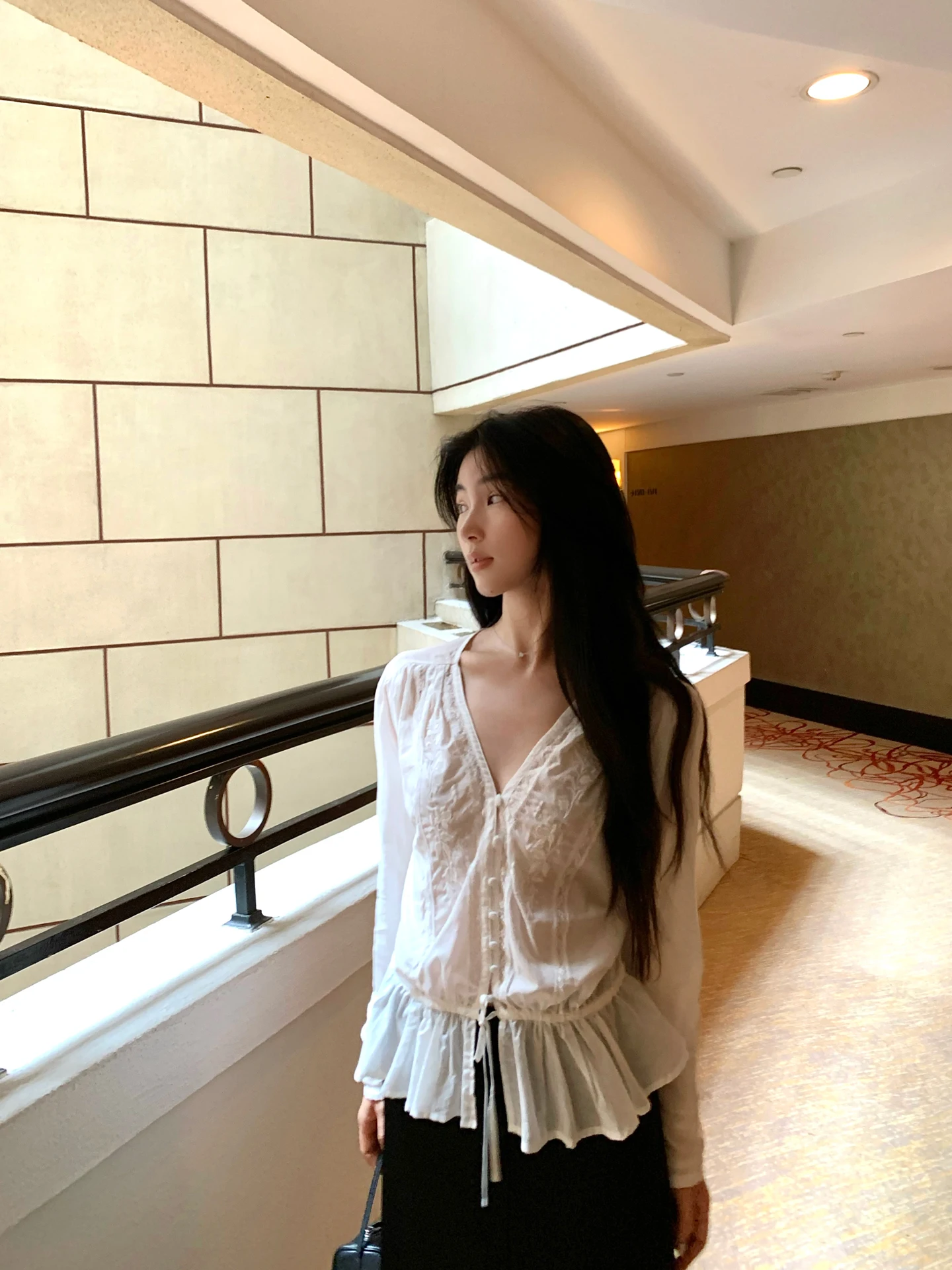 

By7 NanSui Light French Embroidery White irt Women's Slim Fit Vintage Design Breathable Cotton Long Sve V-Ne Open C...