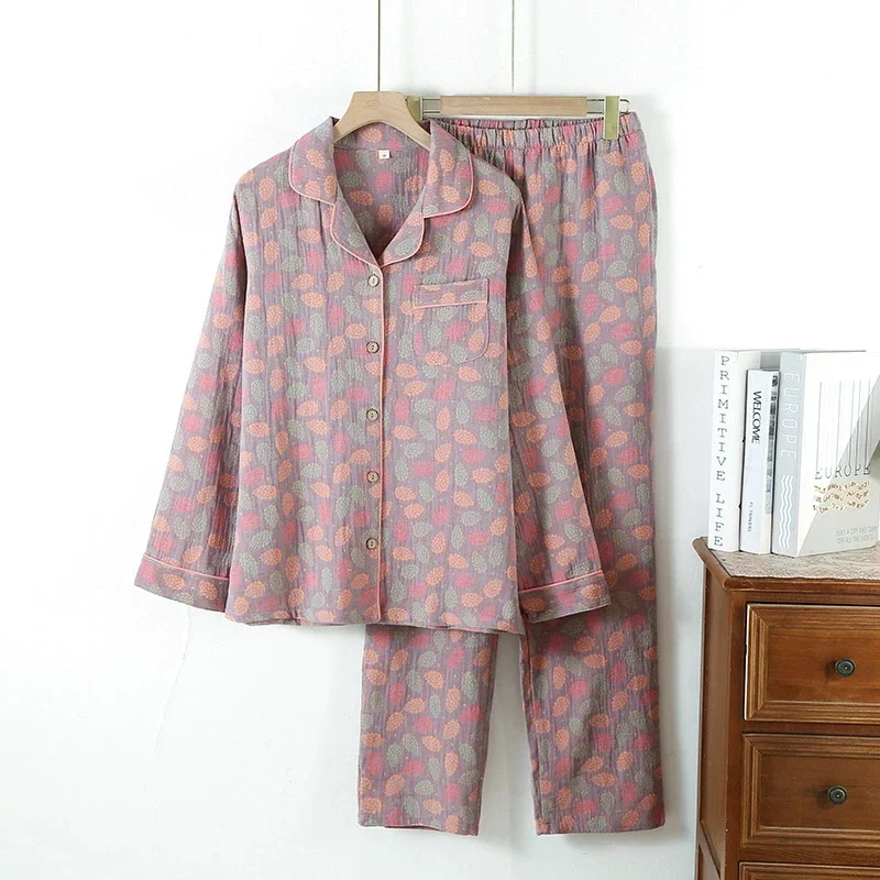 طقم بيجامة نسائي جديد لربيع وخريف 2025 100% قطن جاكار بياقة على شكل زهرة وأكمام طويلة سراويل طويلة قطعتين ملابس منزلية