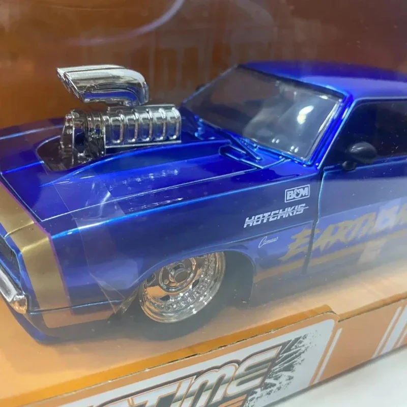 1:24 1969 Chevrolet Camaro Muscle car High Simulation Diecast Car Metal Alloy Model Car Toys for Children Gift Collection