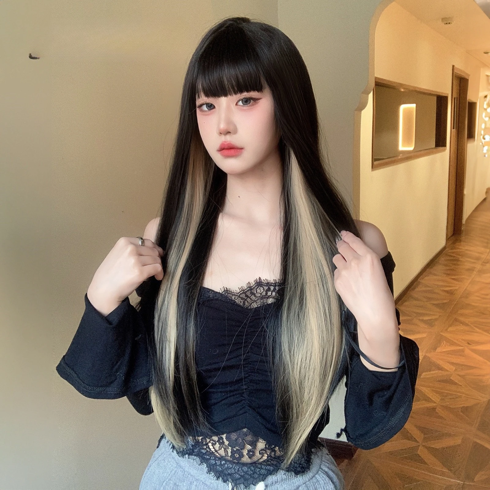 

Японское и корейское химическое волокно, шелк, длинные прямые волосы, повседневные белые, черные, светло-коричневые блики, челка Ци, реалистичный парик на каждый день